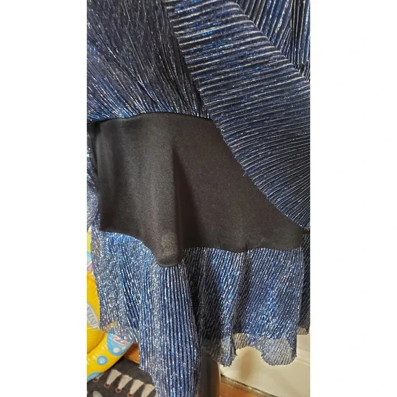 Lulus Blue Silver Metallic Party Mini Dress V Neck Ruffle  Spaghetti Strap large - Picture 11 of 14